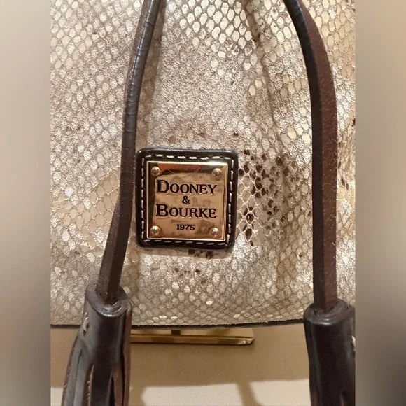 Dooney & Bourke Neutral Snake-Print Drawstring Bucket Bag *read for condition* - Picture 2 of 13